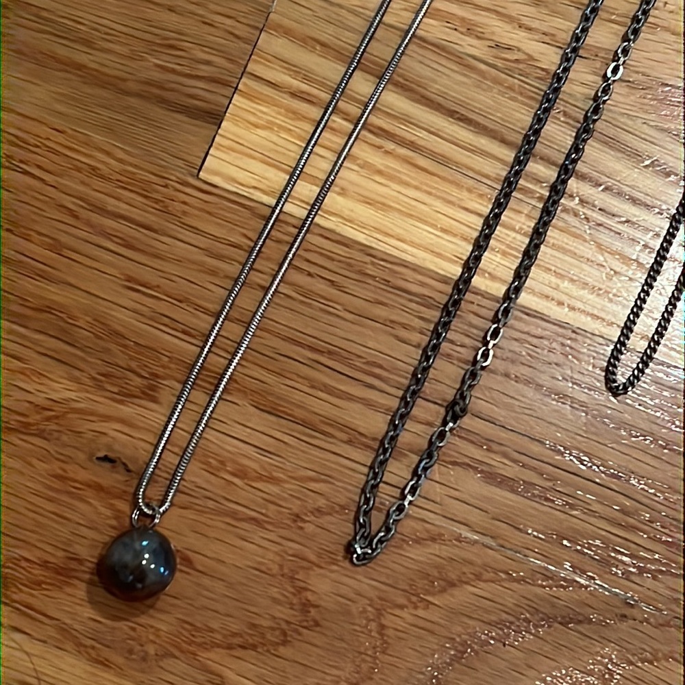 3 silver chains & harmony ball - Picture 2 of 2